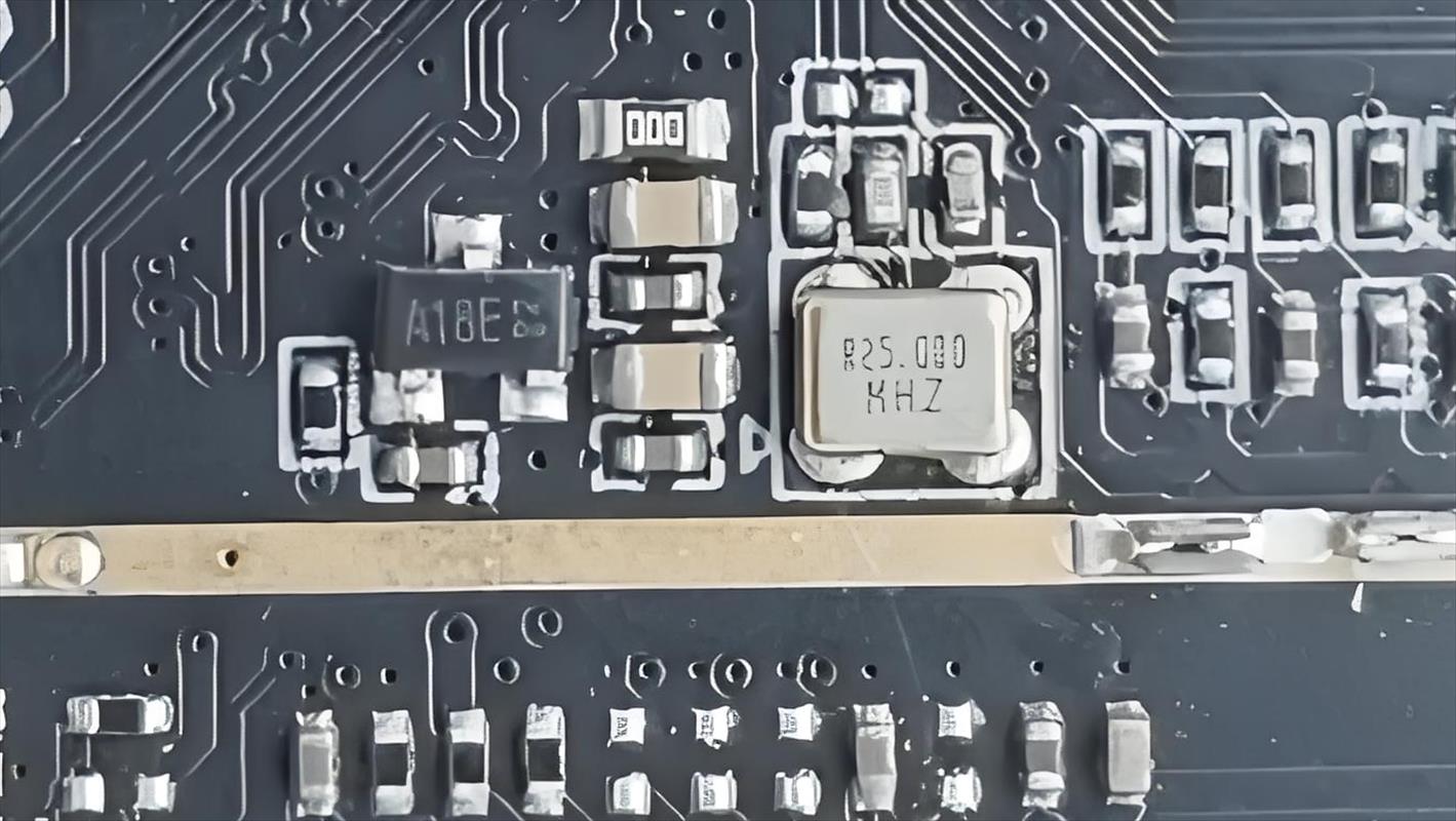無源晶振與有源晶振的主要參數對比